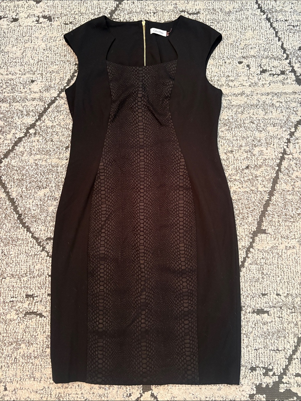 Calvin Klein Classic Black Cap-Sleeve Sheath Dress